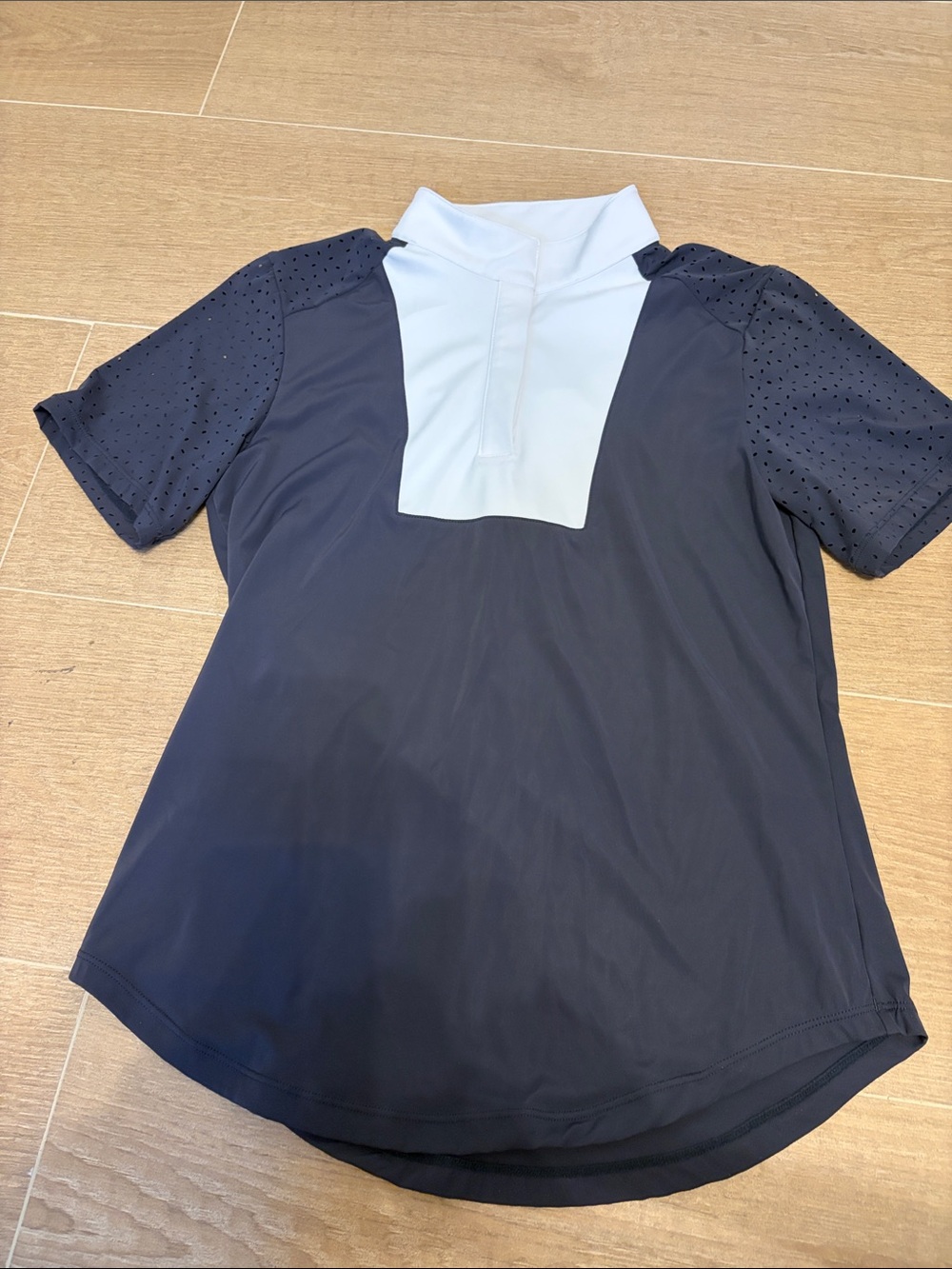 Women’s Free Ride Show Shirt